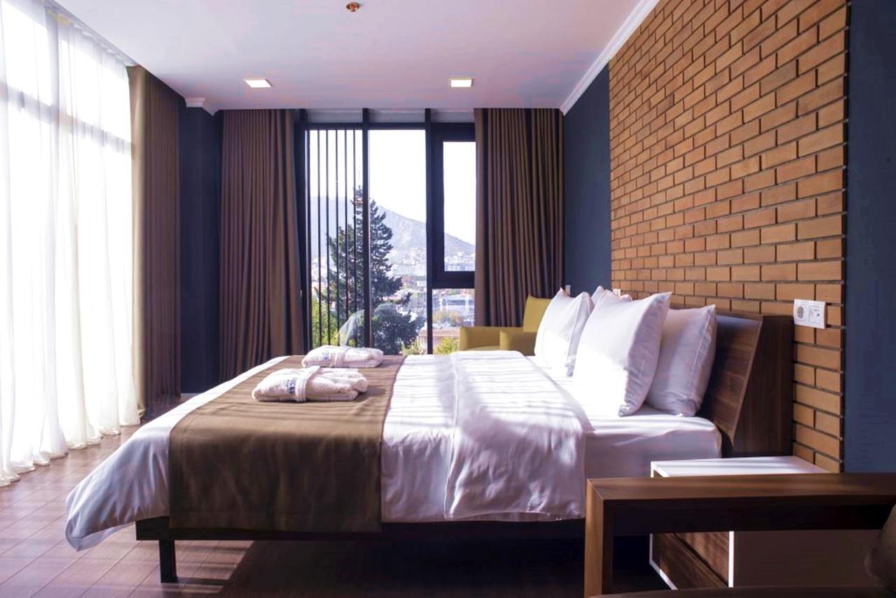 Bricks Hotel Tbilisi Luaran gambar