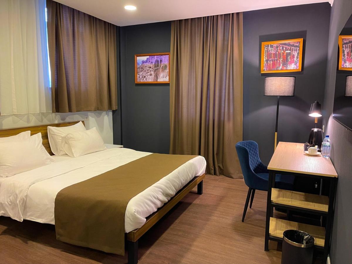 Bricks Hotel Tbilisi Luaran gambar