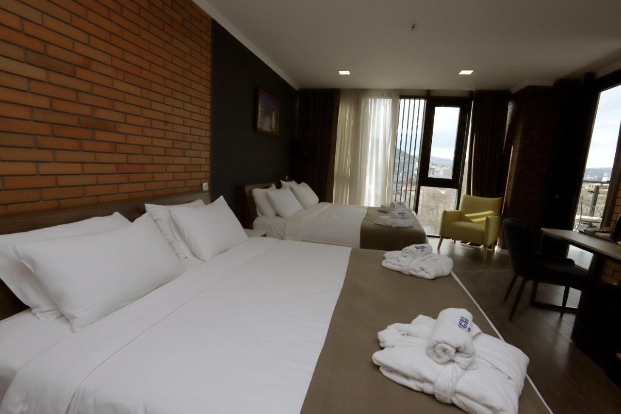 Bricks Hotel Tbilisi Luaran gambar