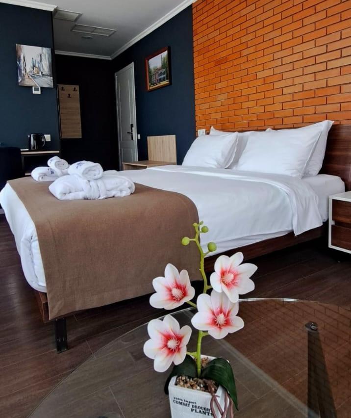Bricks Hotel Tbilisi Luaran gambar