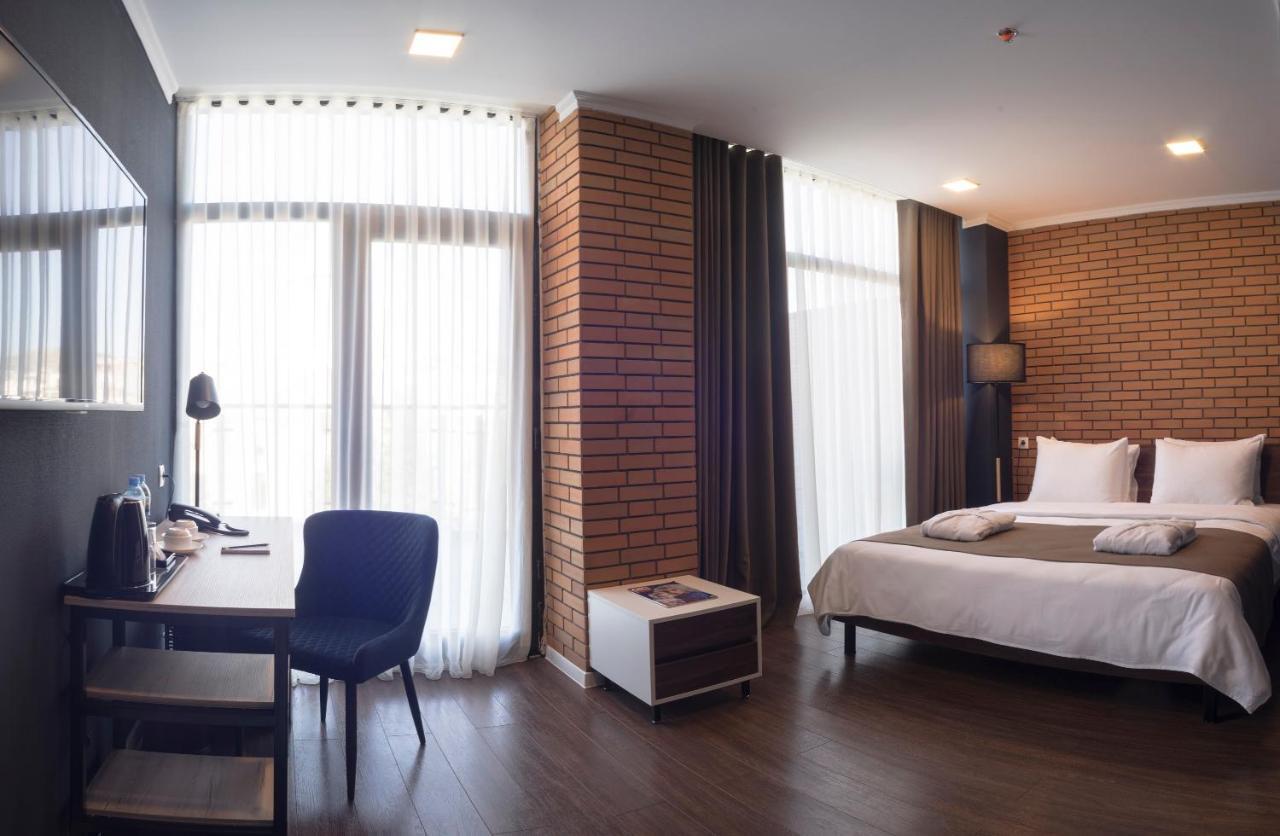 Bricks Hotel Tbilisi Luaran gambar