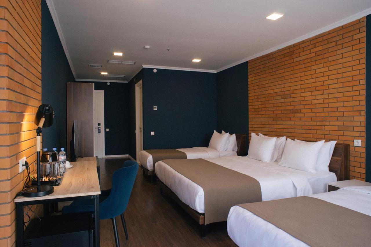 Bricks Hotel Tbilisi Luaran gambar